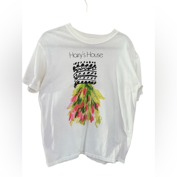 Harry Styles “Harry’s House” Tee - Picture 1 of 3